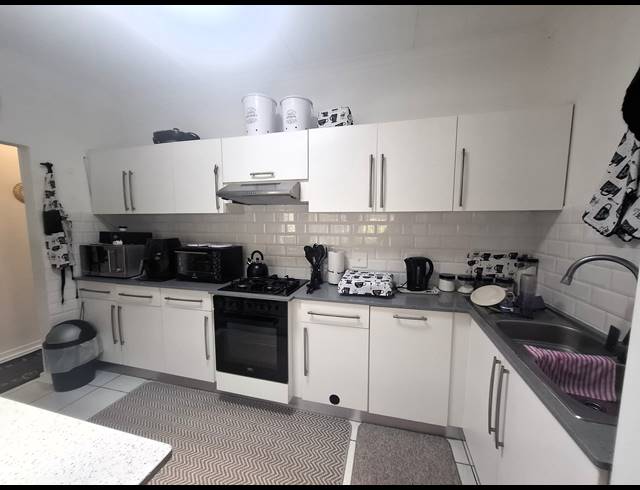2 BEDROOM TOWNHOUSE FOR SALE IN UVONGO